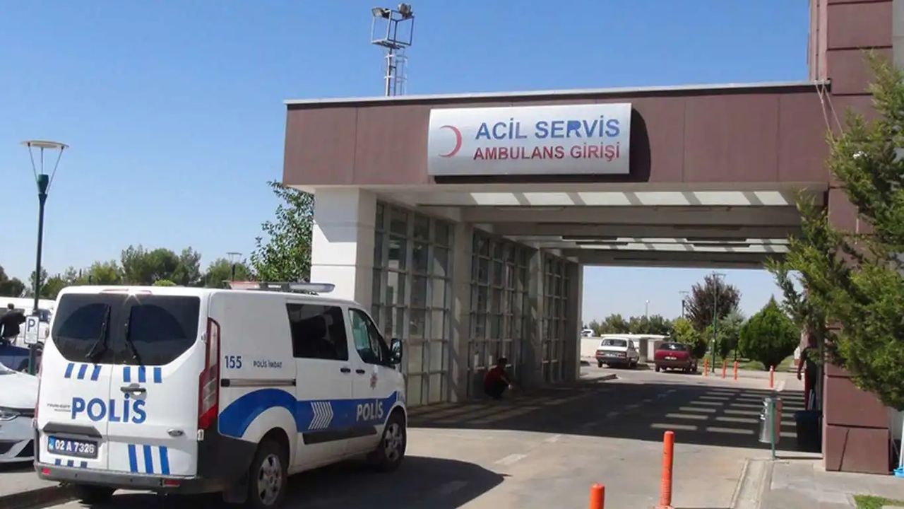 Adıyaman'da kaza sonucu altı kişi yaralandı.