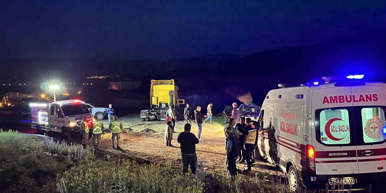 Ardahan'da kaza: 2 ölüm, 1 yaralı