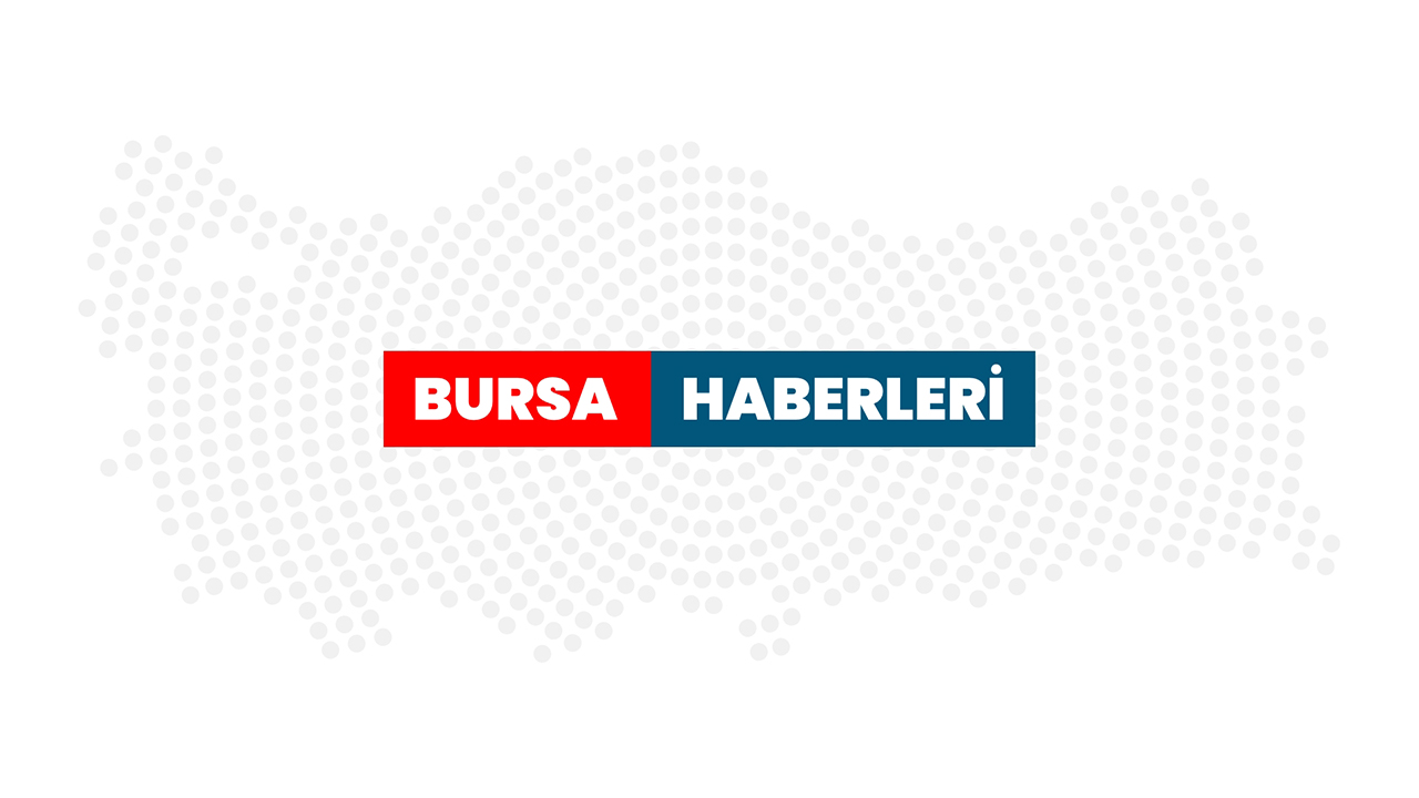 Bursa'da zincirleme kaza sonucu 4 kişi yaralandı.