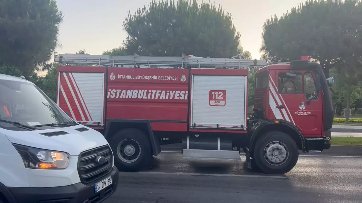 Kartal'da Trafik Kazasında 3 Kişi Yaralandı.