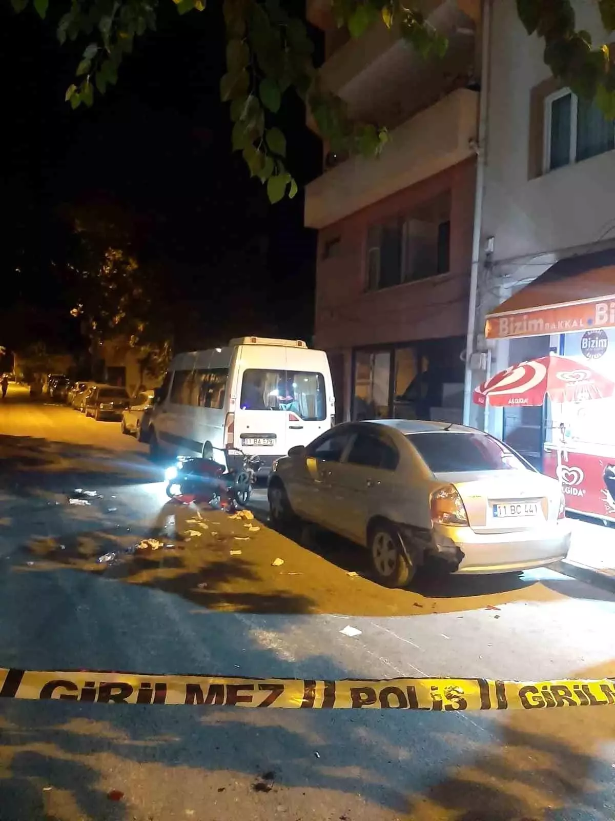 Bilecik'te Motosiklet Kaza Sonucu 3 Kişi Yaralandı.