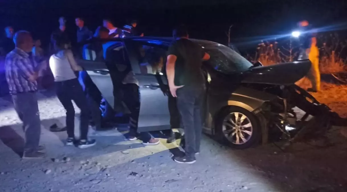 Gönen'de Ardışık Trafik Kazası: 9 Yaralı