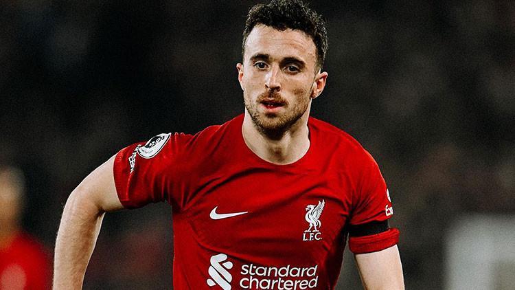Liverpool taraftarları, Diogo Jota'nın t-shirt numarasını emekliye ayırıyor.