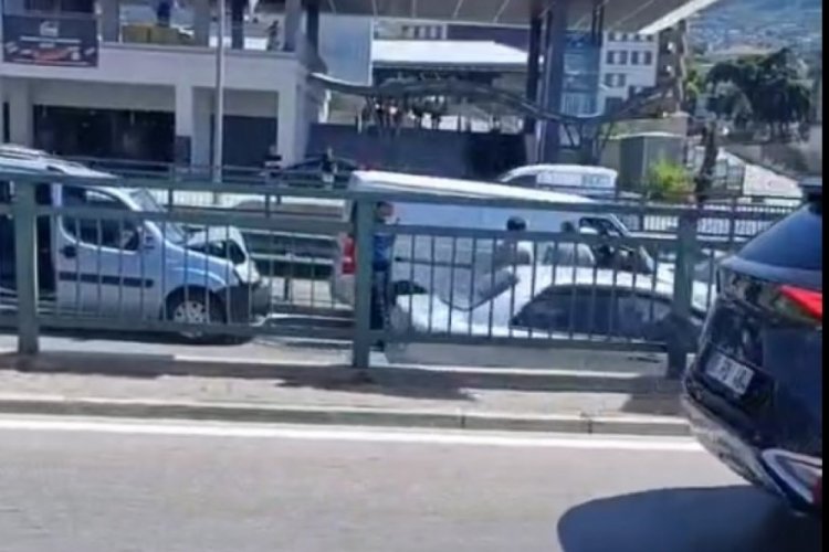 Bursa merkezinde ardı ardına gelen trafik kazası!