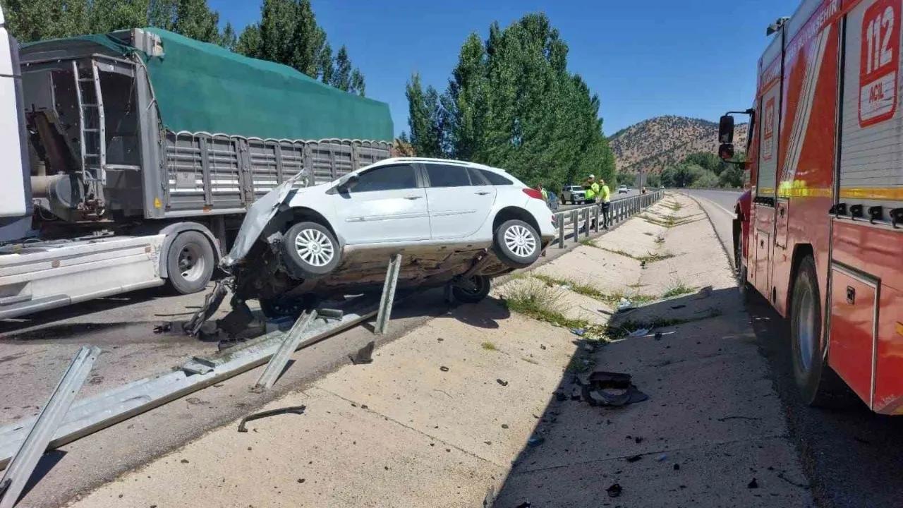 Kahramanmaraş'ta 3 ayrı trafik olayında 8 kişi yaralandı.