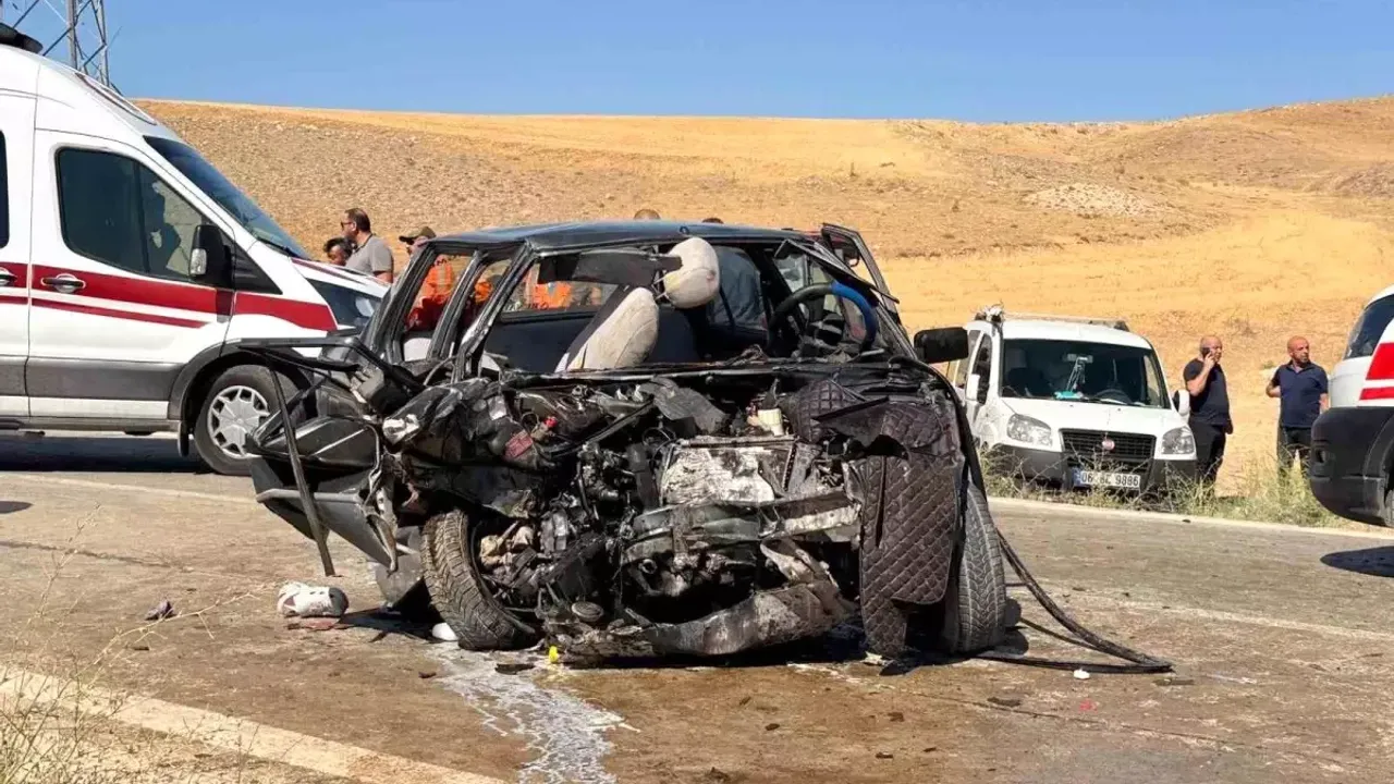 Polatlı'da Kaza: Bir Kişi Hayatını Kaybetti, Dört Kişi Yaralandı.