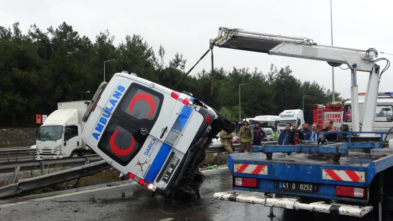 Başakşehir'de ardışık trafik kazası