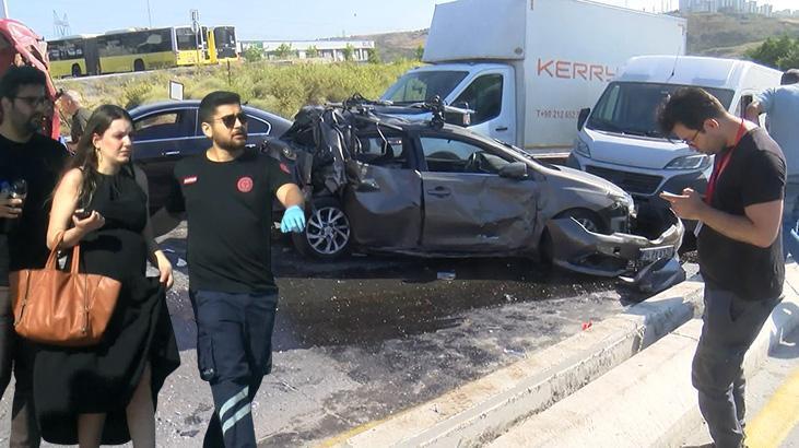 Başakşehir'de zincirlenmiş araçlar kaza yaptı! Yaralılar var: Hedef alınmış gibi geldi.