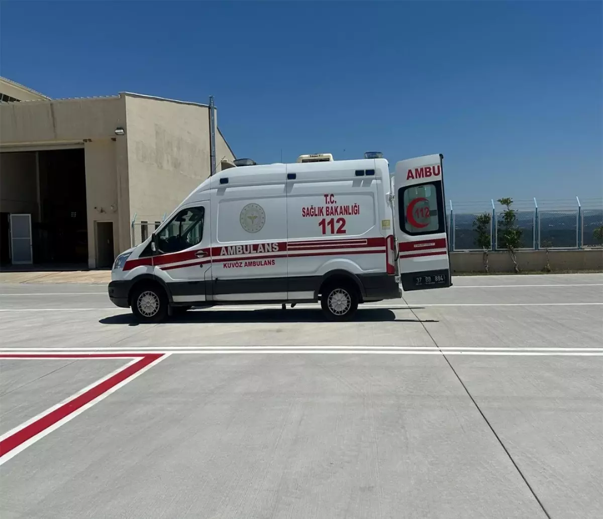 Kastamonu'da Meydana Gelen Trafik Kazasında Yaralanan Hasta, Helikopter ile Ankara'ya Nakledildi.