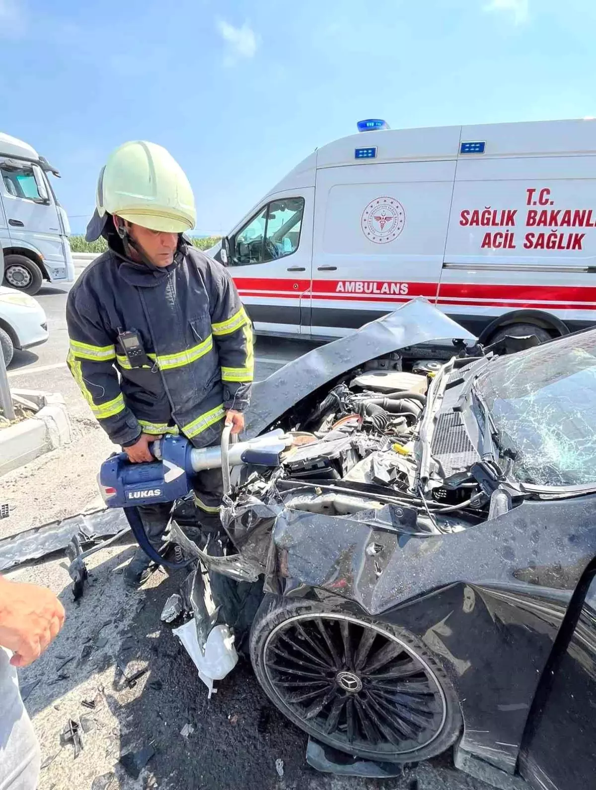 Hatay'da Kaza: 3 Kişi Yaralandı
