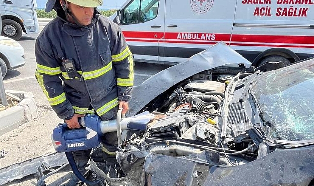 Samandağ'da kaza sonucu üç kişi yaralandı.