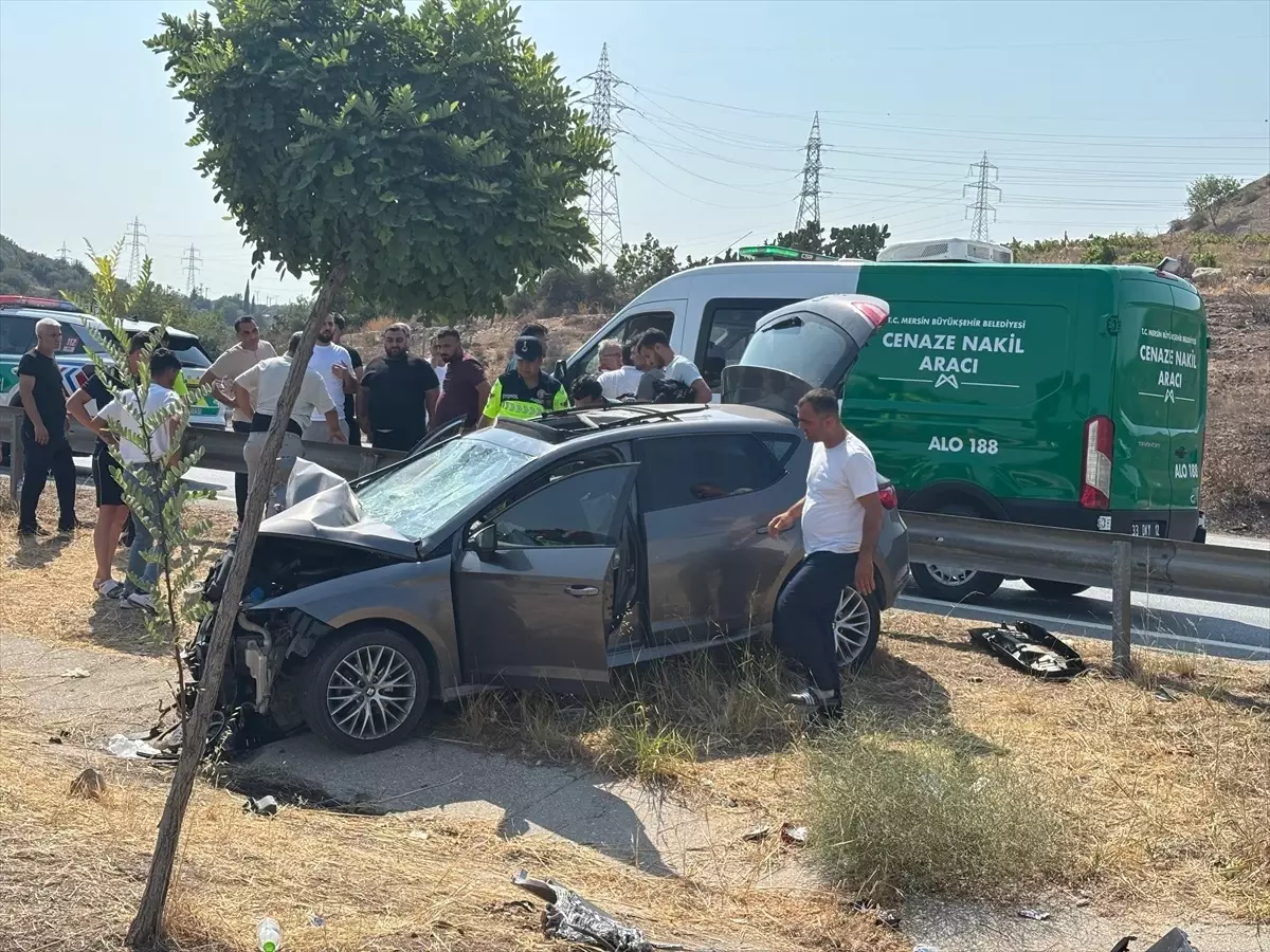 Tarsus'ta trafik kazasında bir kişi hayatını kaybetti, üç kişi yaralandı.