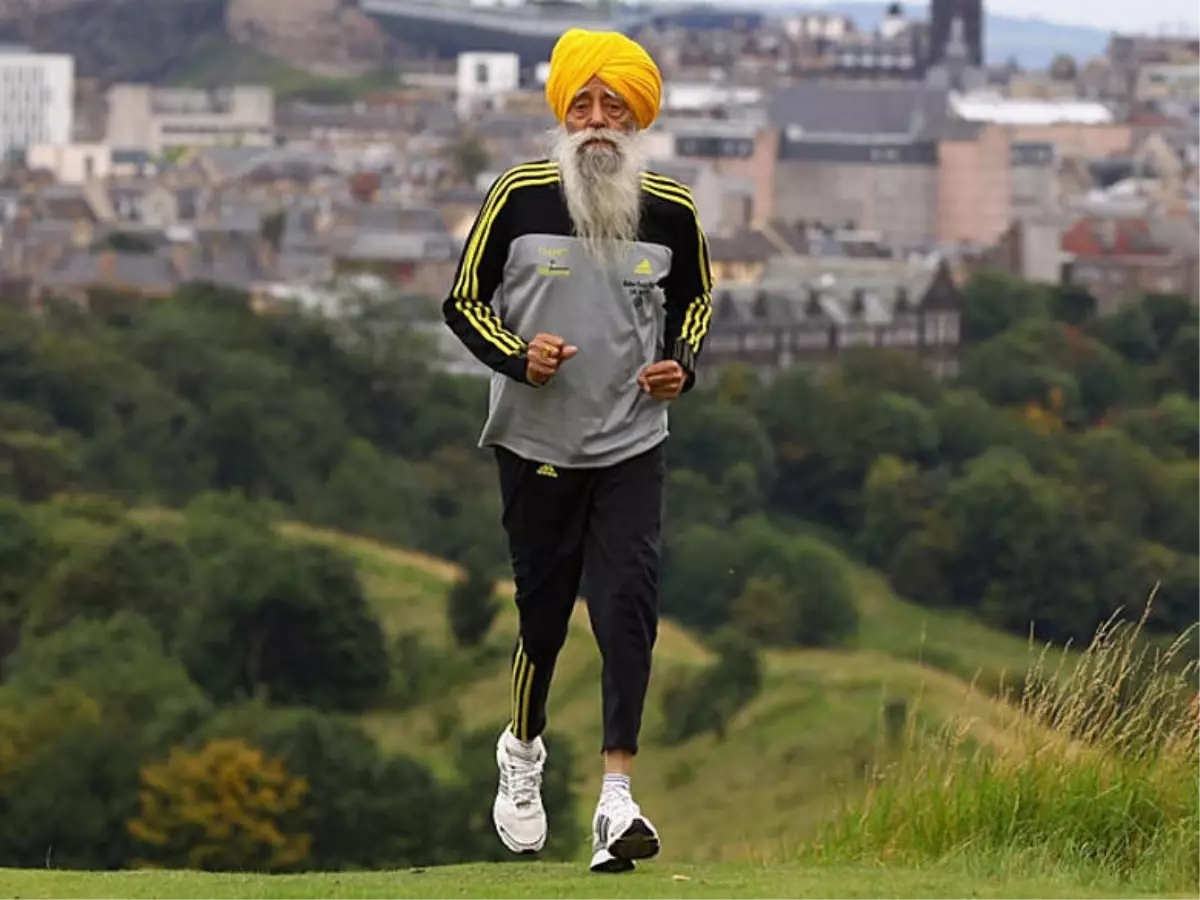 Fauja Singh, dünyanın en yaşlı maraton koşucusu, trafik kazasında vefat etti.