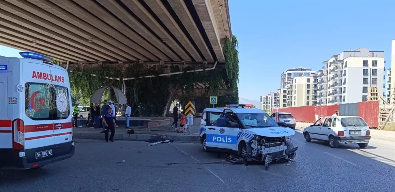 Samsun'da Trafik Kazasında 3 Kişi Yaralandı.