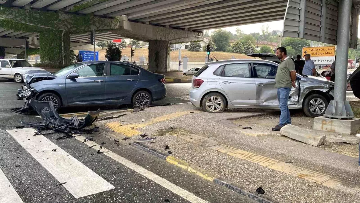 Kastamonu'da kaza sonucu 5 kişi yaralandı.