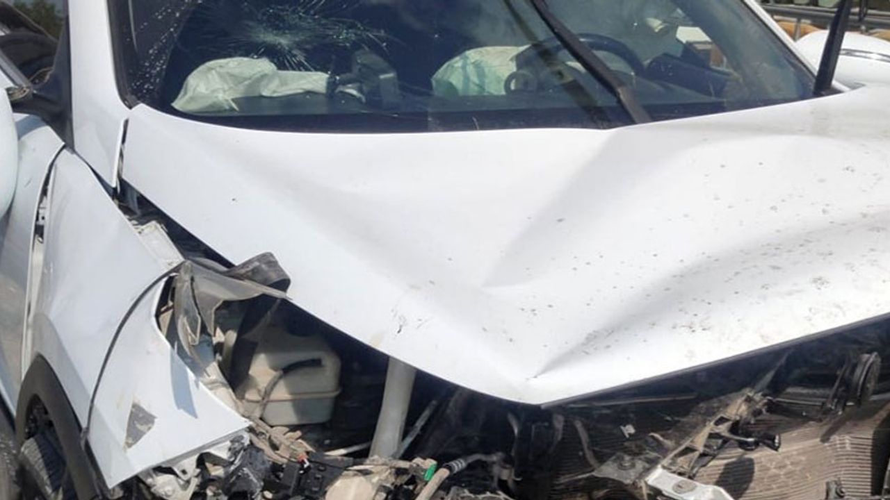 Trafik kazasında bir kişi ciddi şekilde yaralandı.