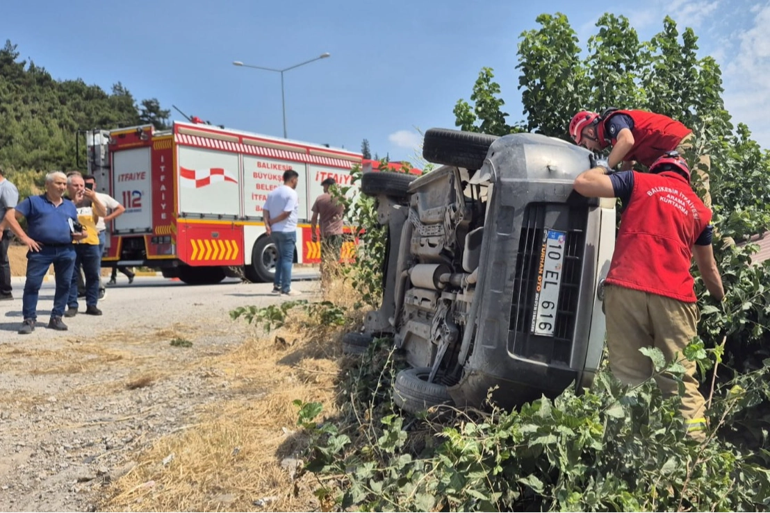 Balıkesir-Bursa yolunda yaralanmalı kaza meydana geldi.