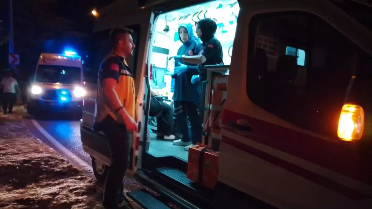 Gölcük'te kaza sonucu 5 kişi yaralandı.