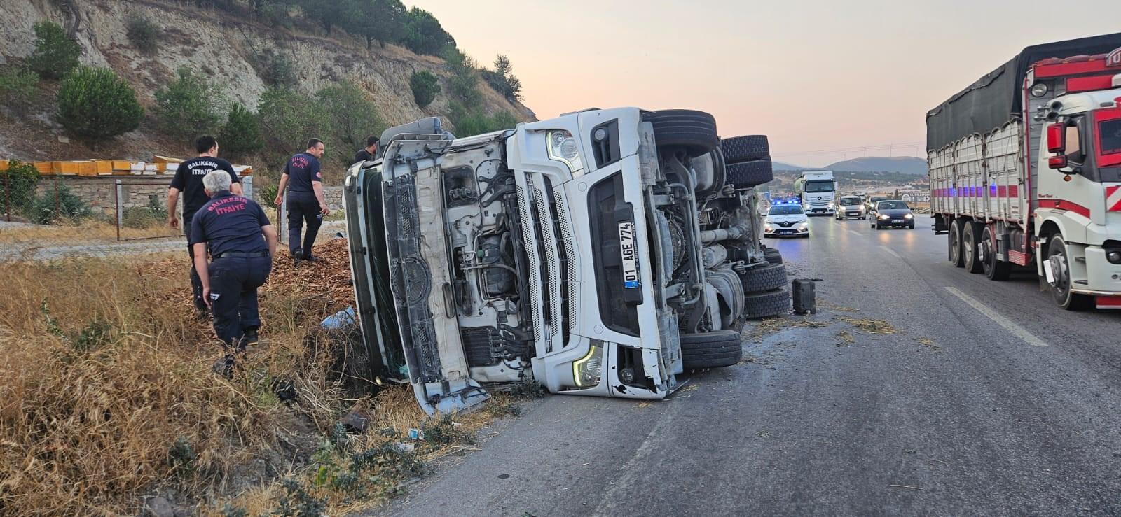 Susurluk-Balıkesir karayolunda kaza meydana geldi.