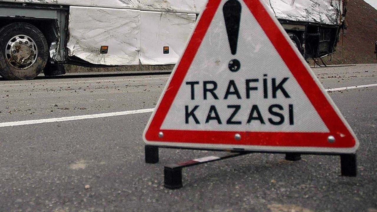 Beyoğlu'nda İETT otobüsünün de dahil olduğu ardışık trafik kazası