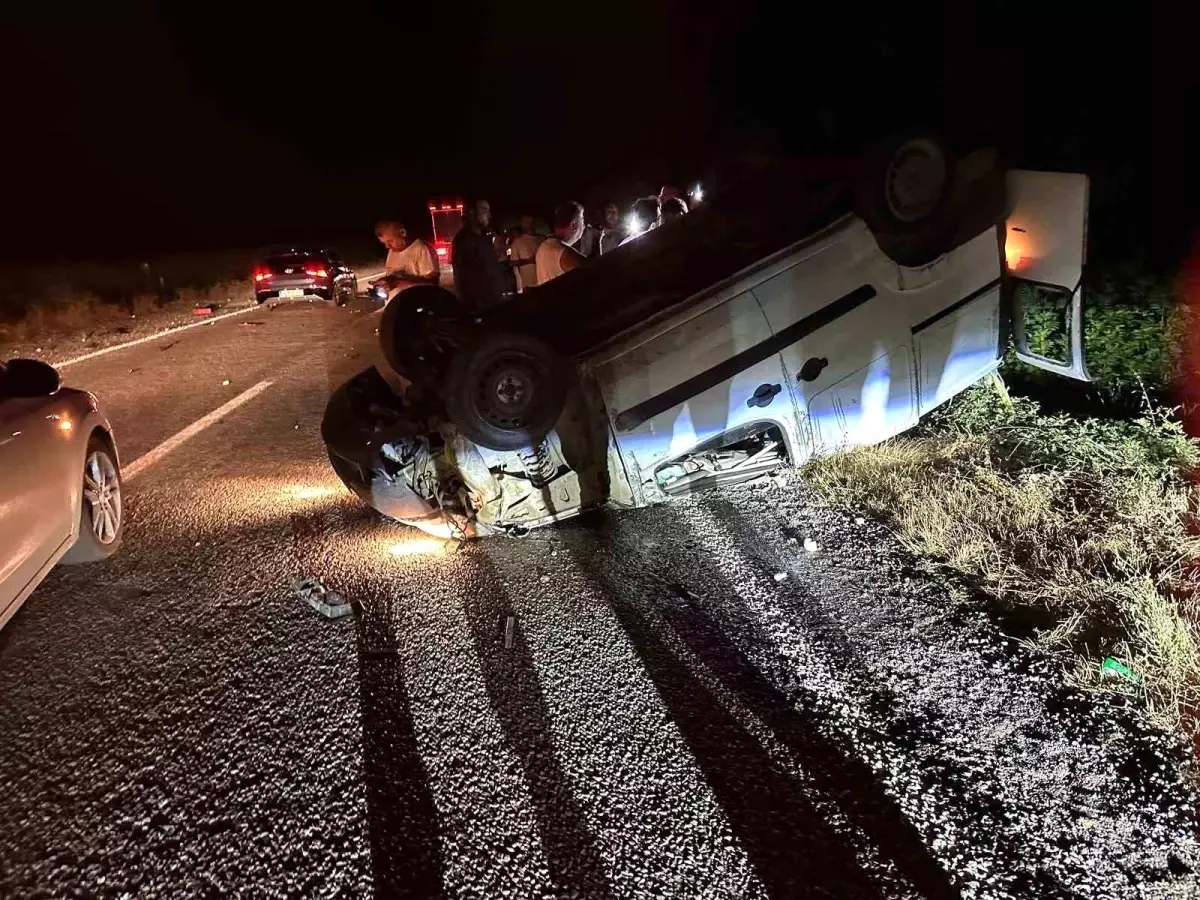 Alkollü bir sürücü Zonguldak'ta aracını devirdi.