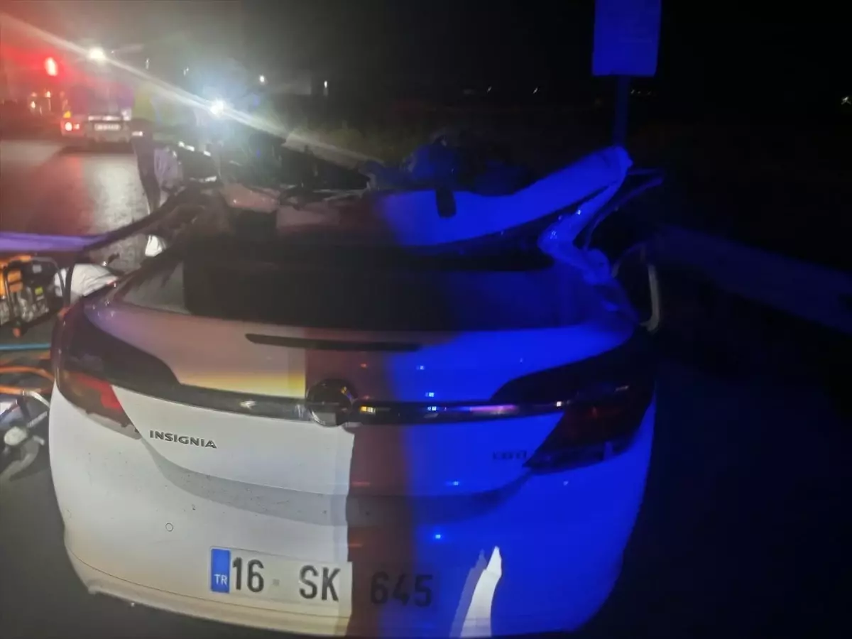 Karacabey'de Kaza Sonucu 3 Kişi Hayatını Kaybetti, 1 Kişi Yaralandı