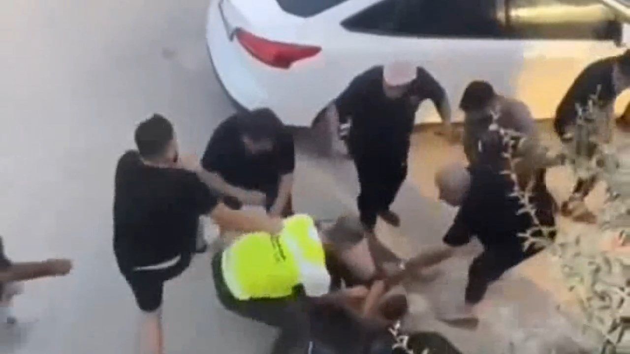 Samandağ'da trafik kazasının ardından bıçaklar konuştu...