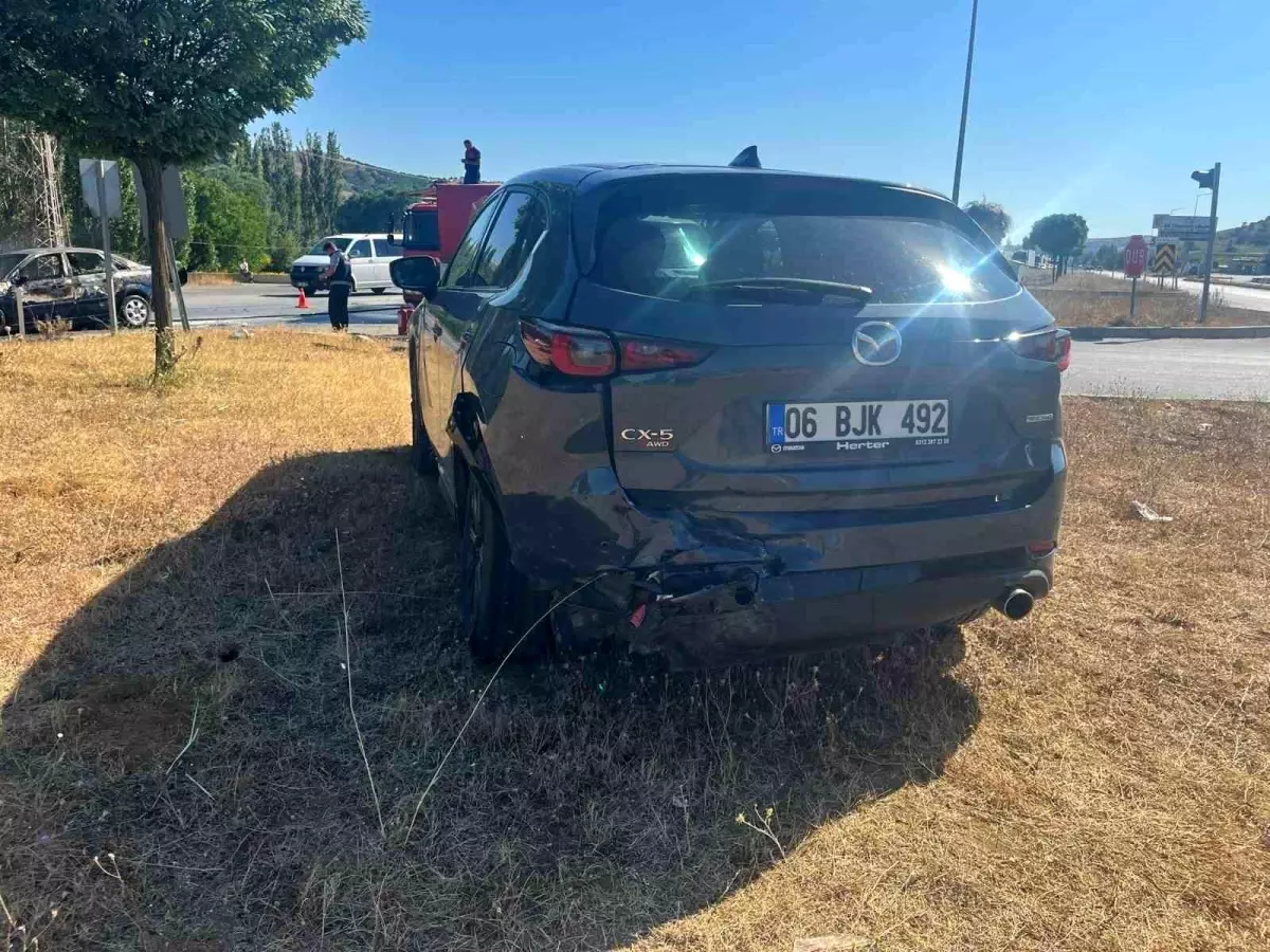 Çorum'da trafik kazası: 4 kişi yaralandı!