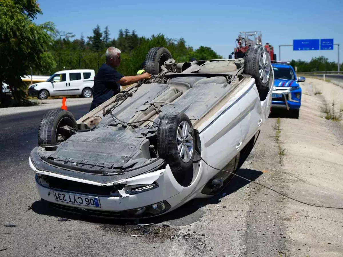 Kırıkkale'de dikkatsizlik sonucu meydana gelen trafik kazasında 6 kişi yaralandı.