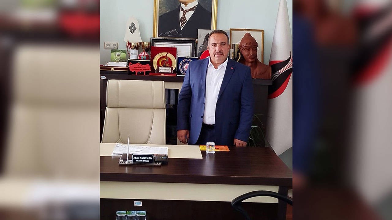 MHP'li ilçe başkanı, trafik kazasında vefat etti.