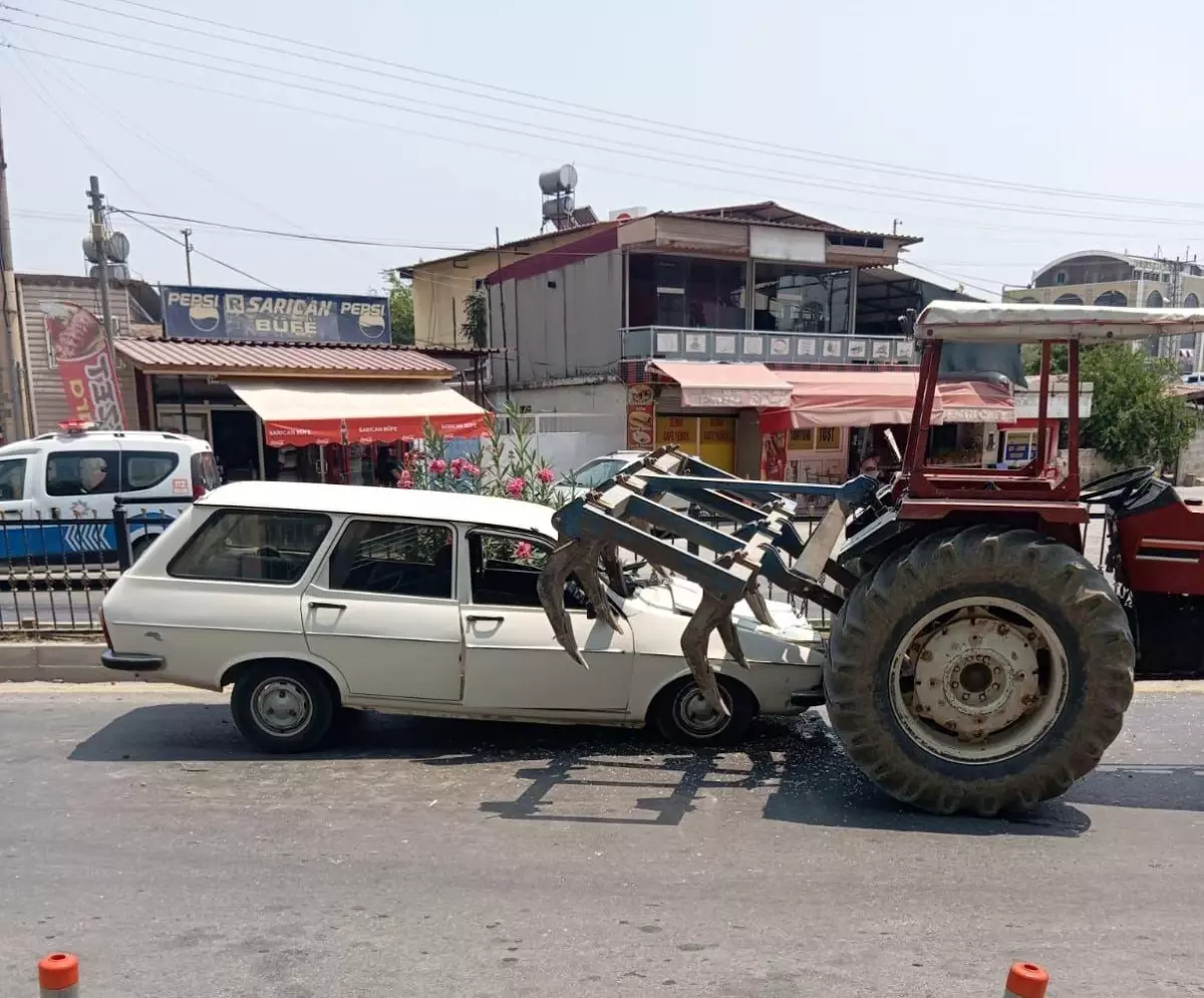Tarsus'ta Kaza: 2 Kişi Yaralandı.