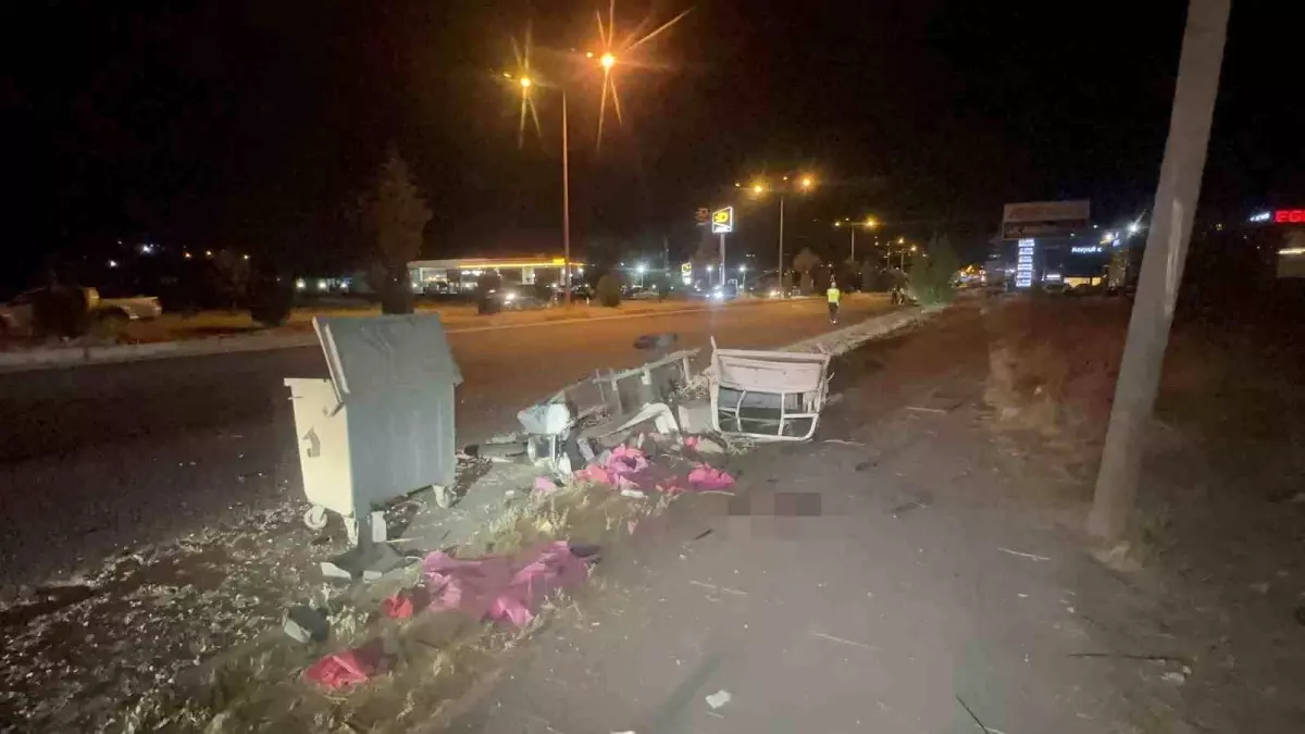 Elazığ'da Trafik Kazası: 3 Kişi Yaralandı
