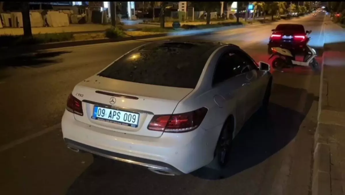 Kuşadası'nda meydana gelen trafik kazasında bir kişi yaşamını yitirdi.