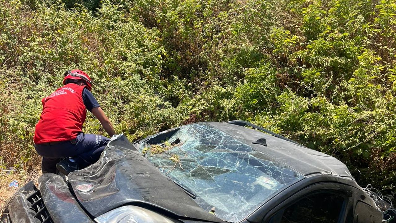 Balıkesir'de Kaza: Motosiklet Sürücüsü Öldü, 2 Yaralı var.