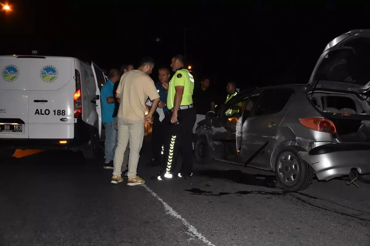 Hendek'te trafik kazasında genç bir kişi yaşamını yitirdi.
