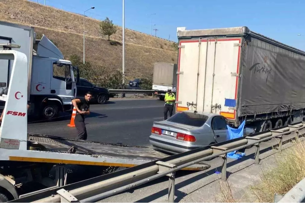 İzmir'de Kaza Sonucunda 1 Kişi Hayatını Kaybetti, 1 Kişi Yaralandı.