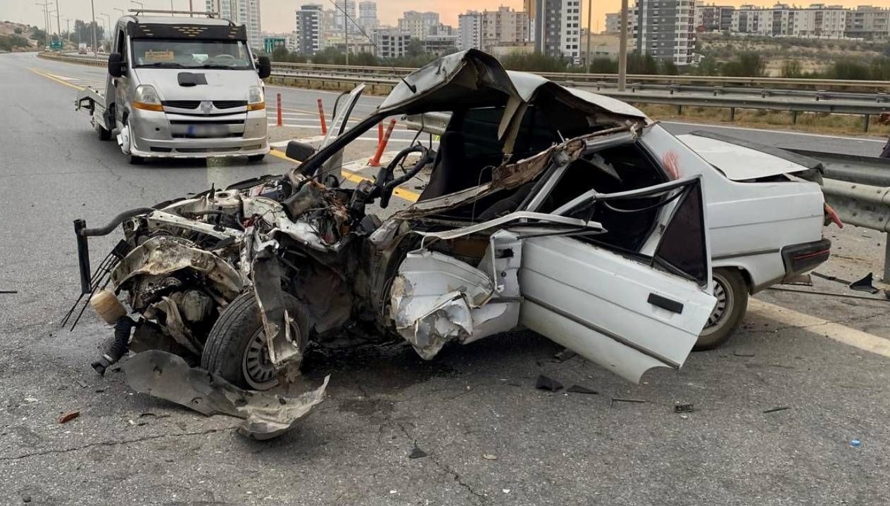 Kaza Mersin'de iki kardeşi acı bir şekilde ayırdı.