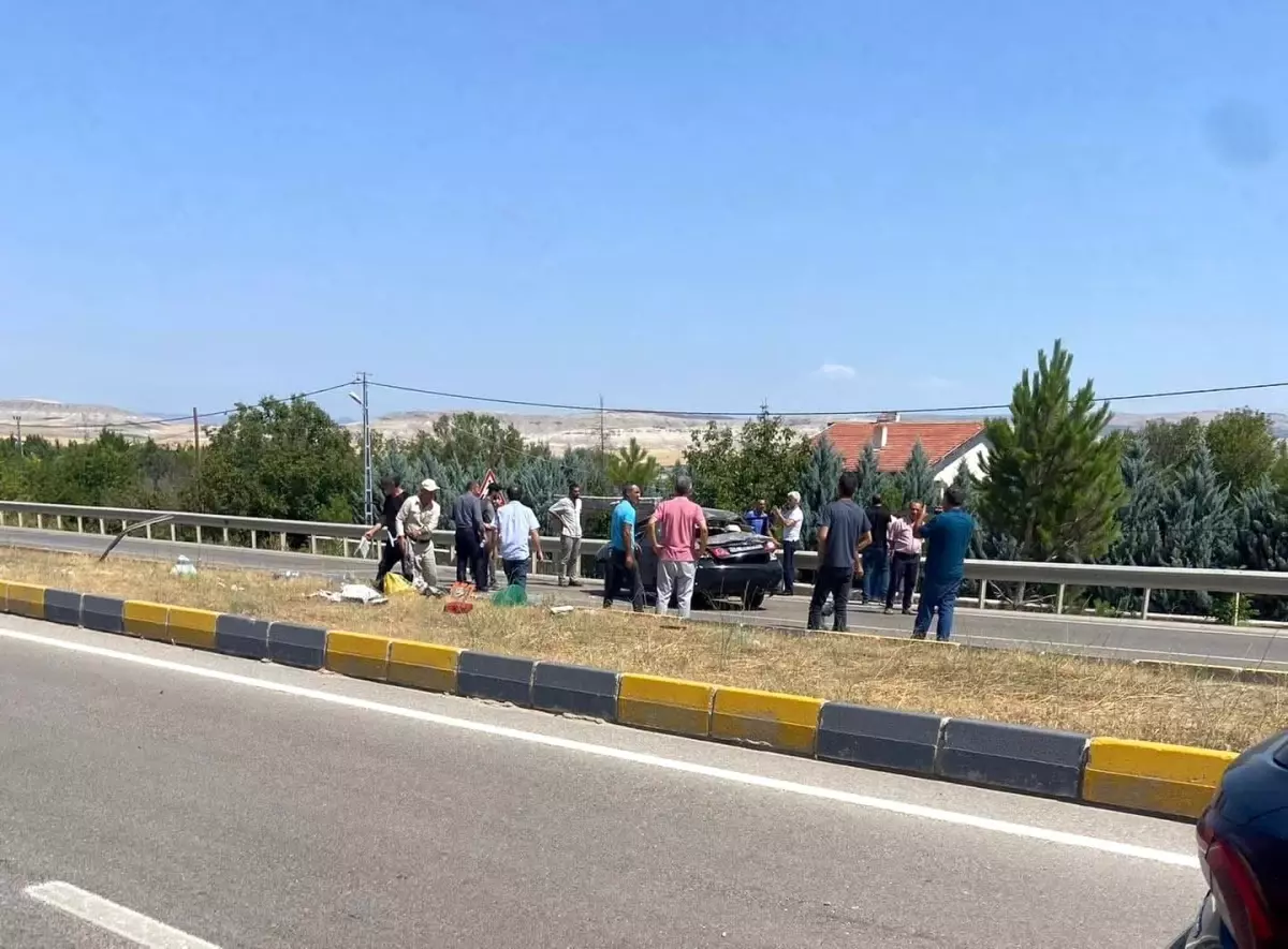 Beypazarı'nda Kaza Sonucu Şoför Yaralandı
