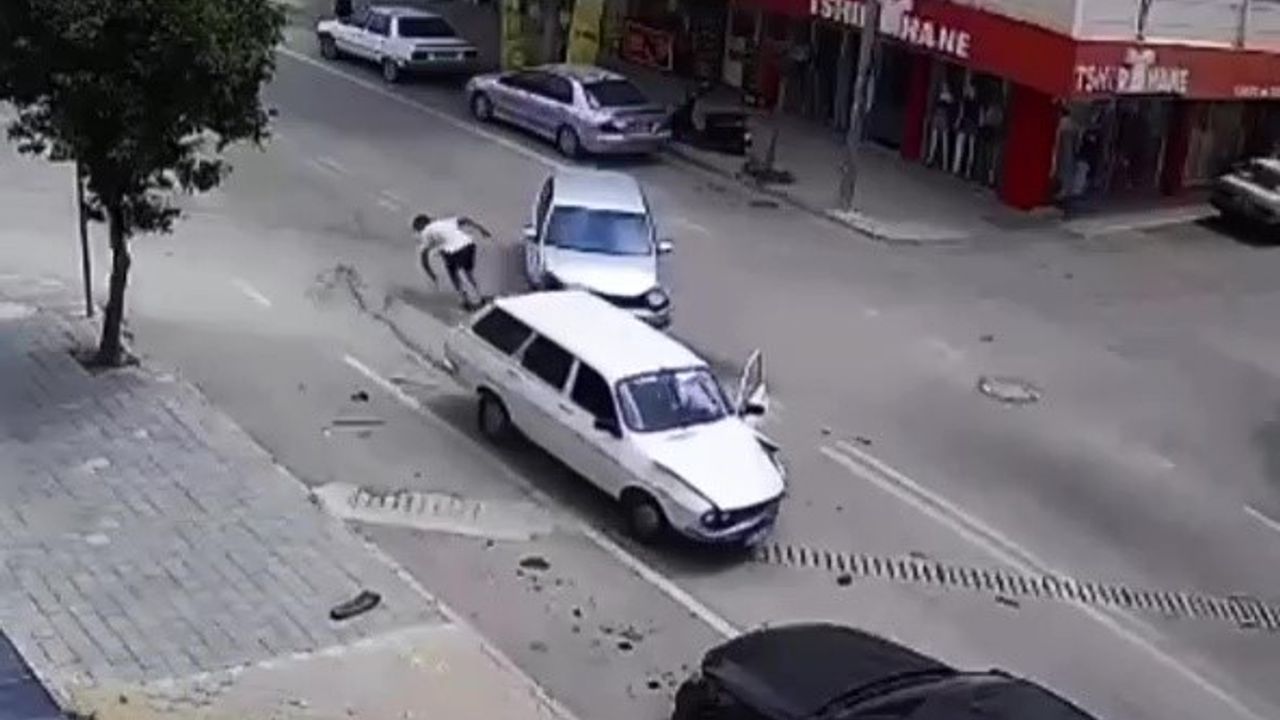 Kozan, Adana'da Meydana Gelen Trafik Kazası Sırasında Şok Edici Olay