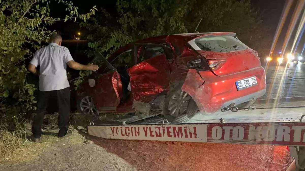 Adıyaman'da Kaza: Üç Kişi Yaralı