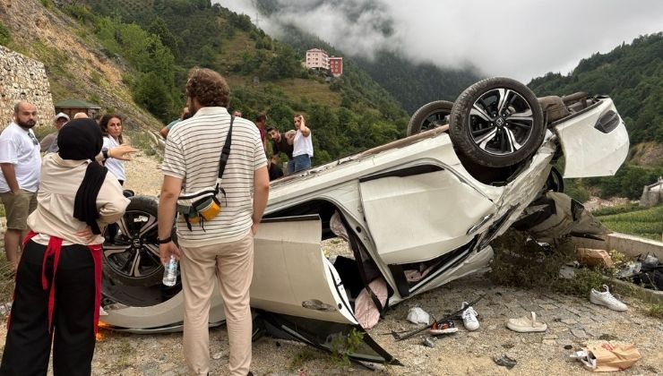 Göksu travertenleri kaza haberi: 4 kişi yaralandı.