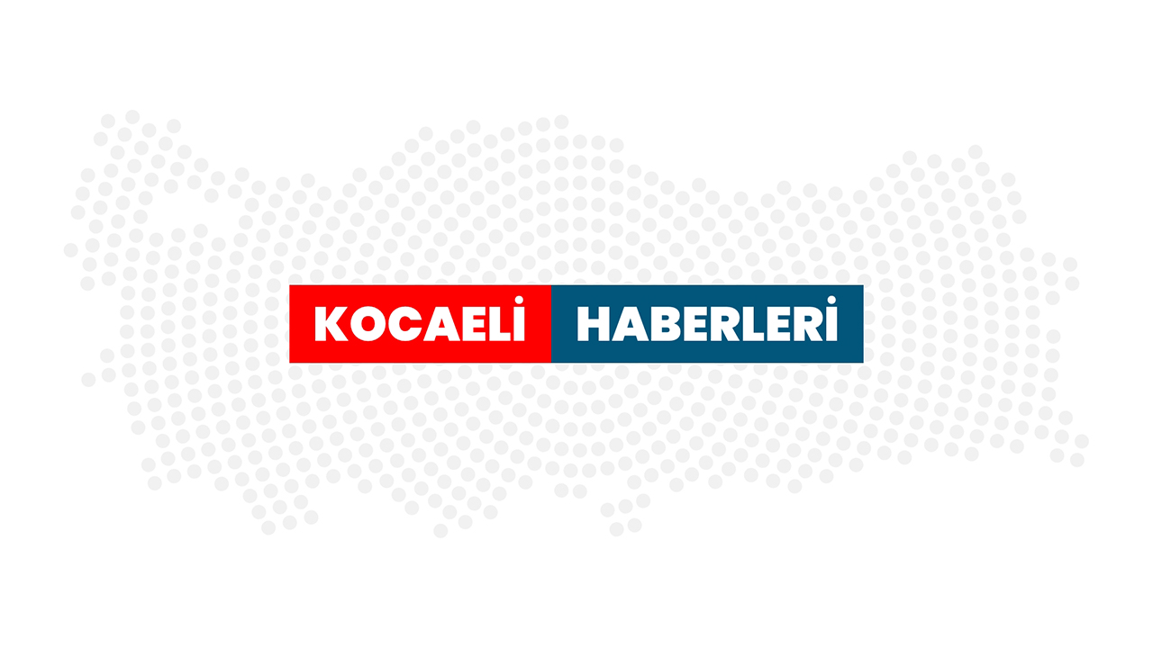 Kocaeli D-100 yolunda meydana gelen zincirleme kazada 2 kişi yaralandı, trafik akışı olumsuz etkilendi.