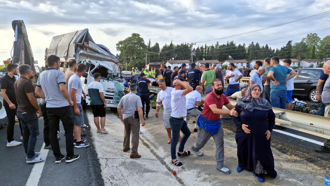 Tekirdağ'da kaza: Üç kardeşten biri öldü.