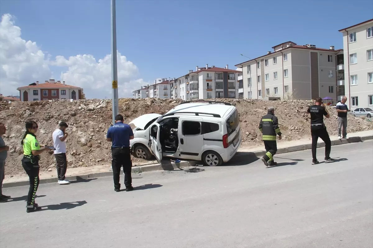 Beyşehir'de kaza meydana geldi: 2 kişi yaralandı.