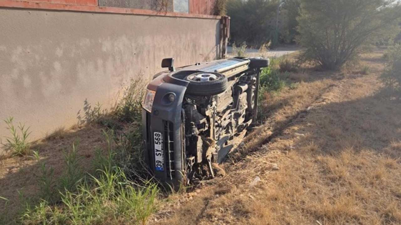 Susurluk’ta trafik kazasında araçta sıkışan 3 kişi var.