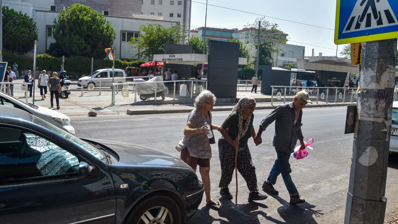 Trafikte 'yaya' olma sorumluluğunda kaldık.