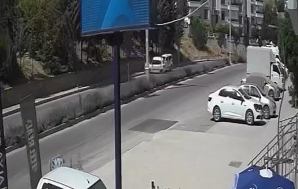 Kaza, güvenlik kamerasına kaydedildi.