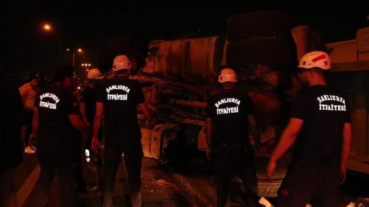 Şanlıurfa'da zincirleme trafik kazası: TIR büyük bir hasara neden oldu!