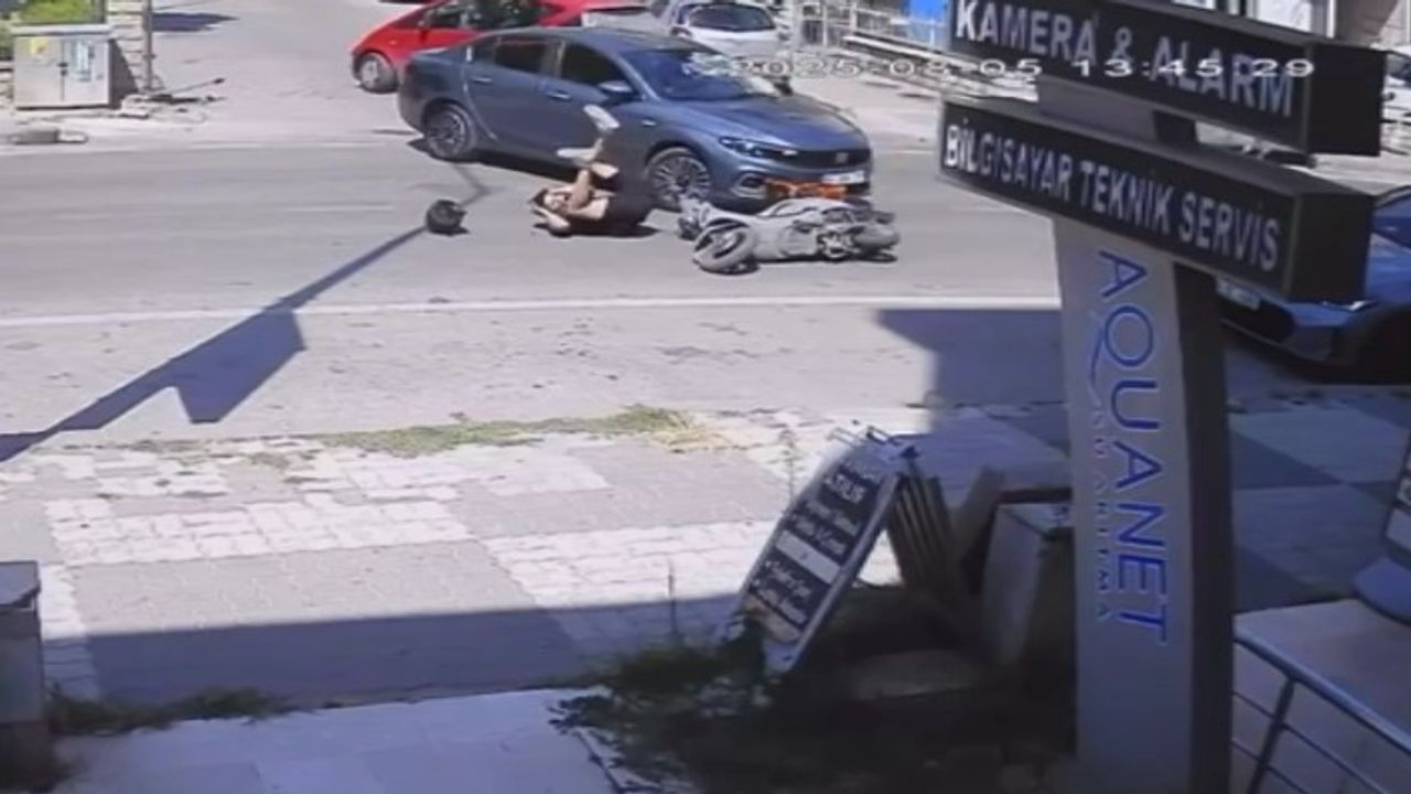 Trafik kazası Edirne'de güvenlik kamerasında görüntülendi.