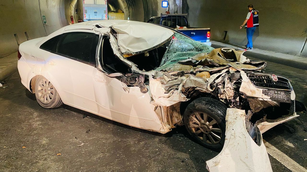 Cankurtaran Tüneli'nde Kaza Meydana Geldi.
